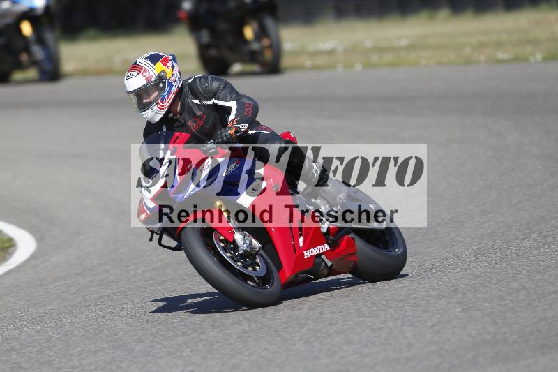 /35 07.08.2026  Discover the Bike ADR/Bike 2 gelb/12